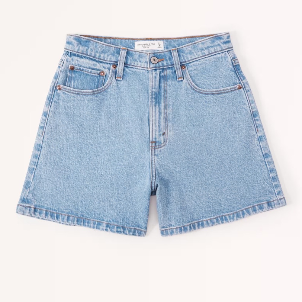NWT Abercombie Curve Love High Rise Mom Short